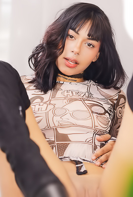 Pucca Bloom Arousal Glistens On A Glossy Couch
