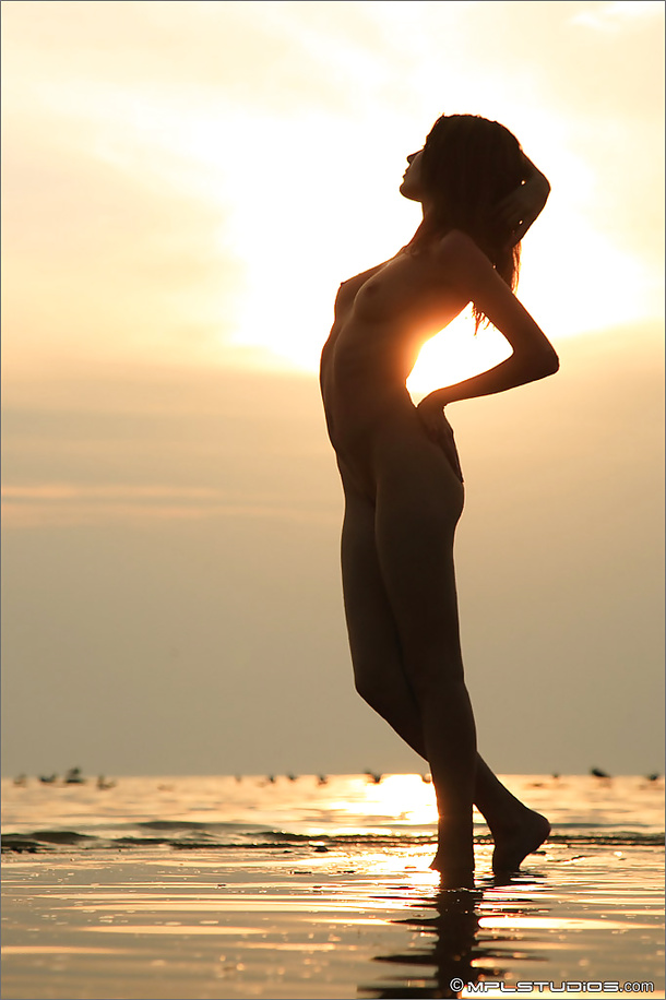 fantastic sexy nata outdoor nude art photos - Picture 05