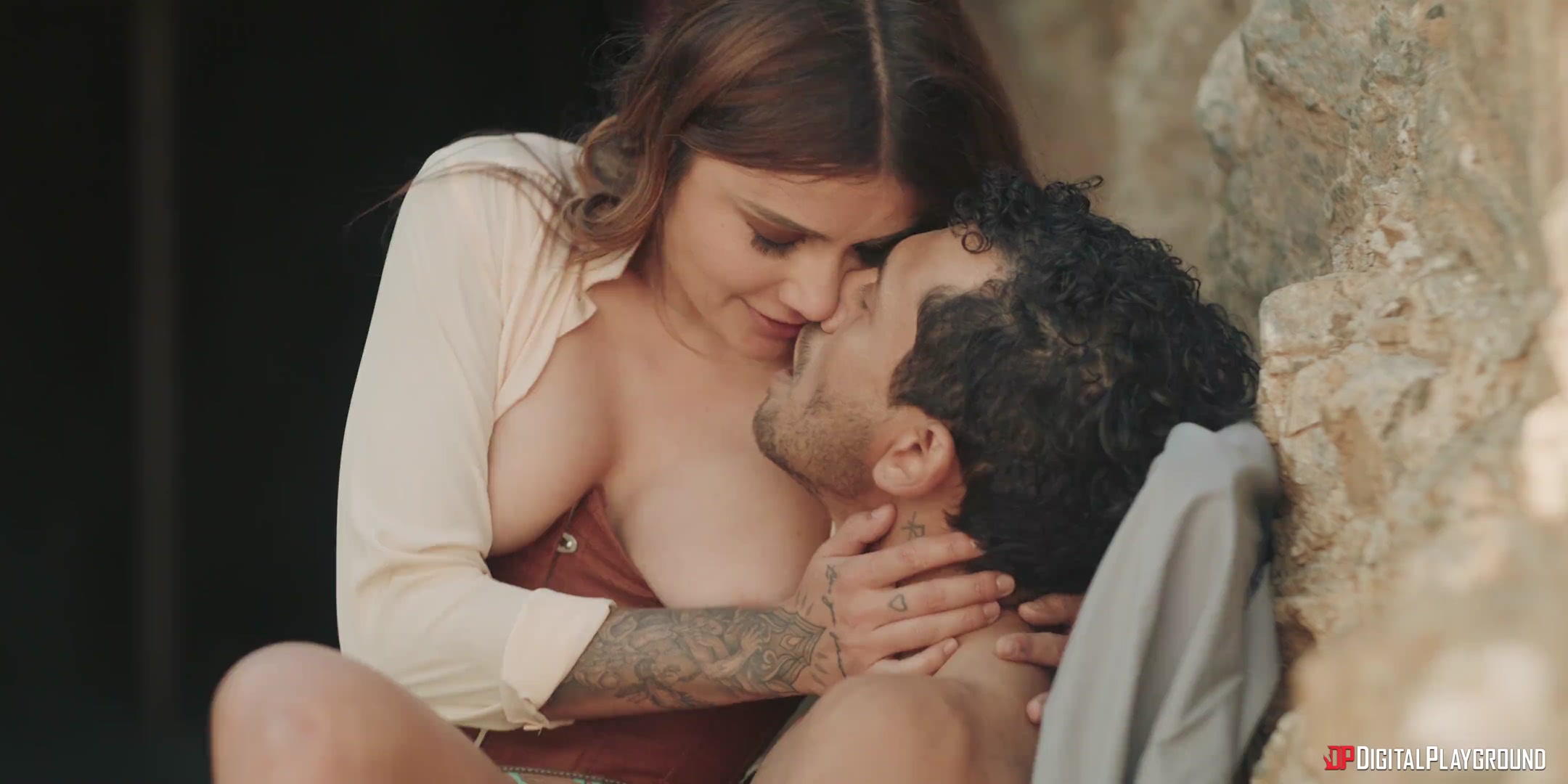 Adria Rae Enjoys Passionate Outdoor Fuck - Picture 07