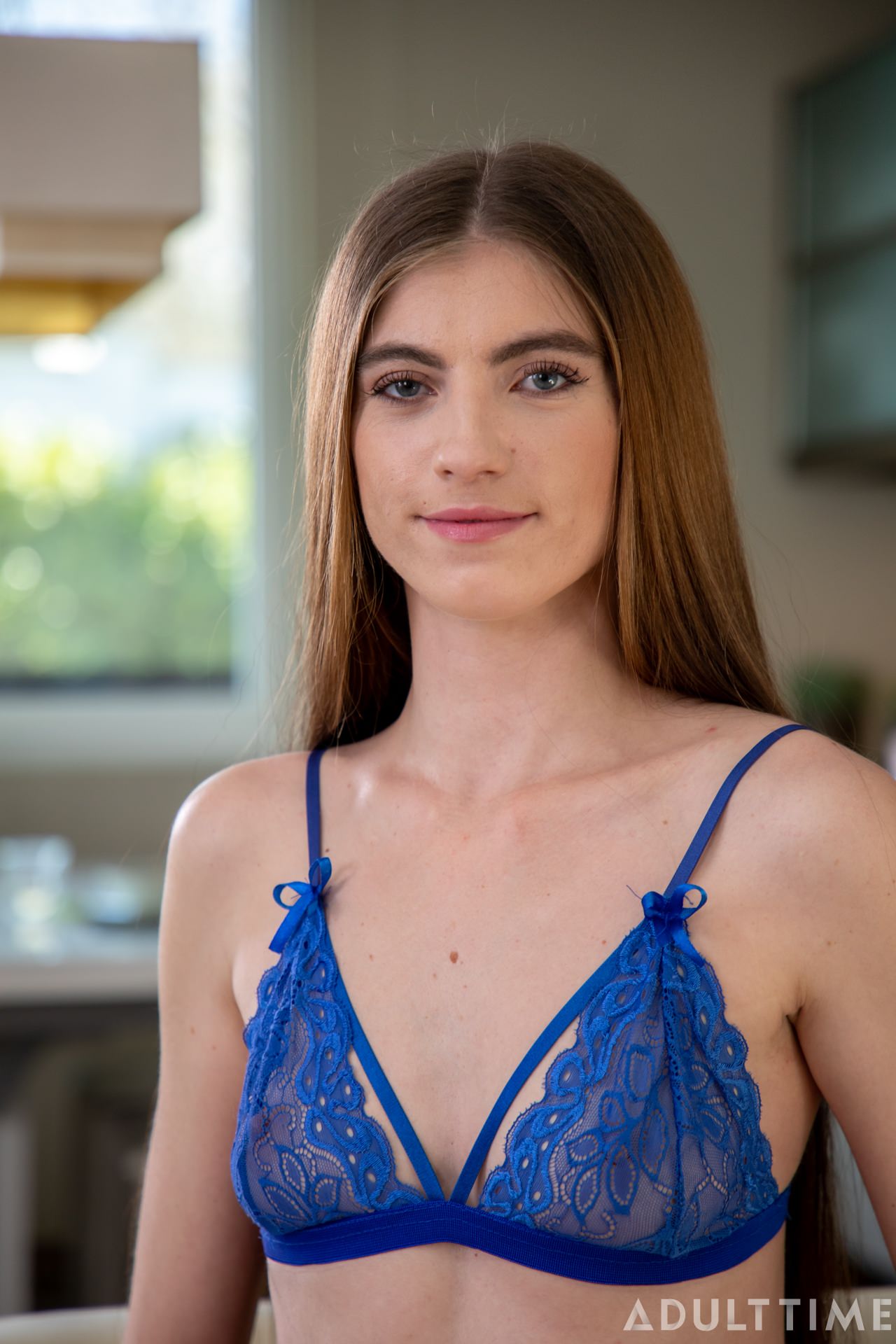 Lana Lelani Fucked And Takes Special For Dessert - Picture 03