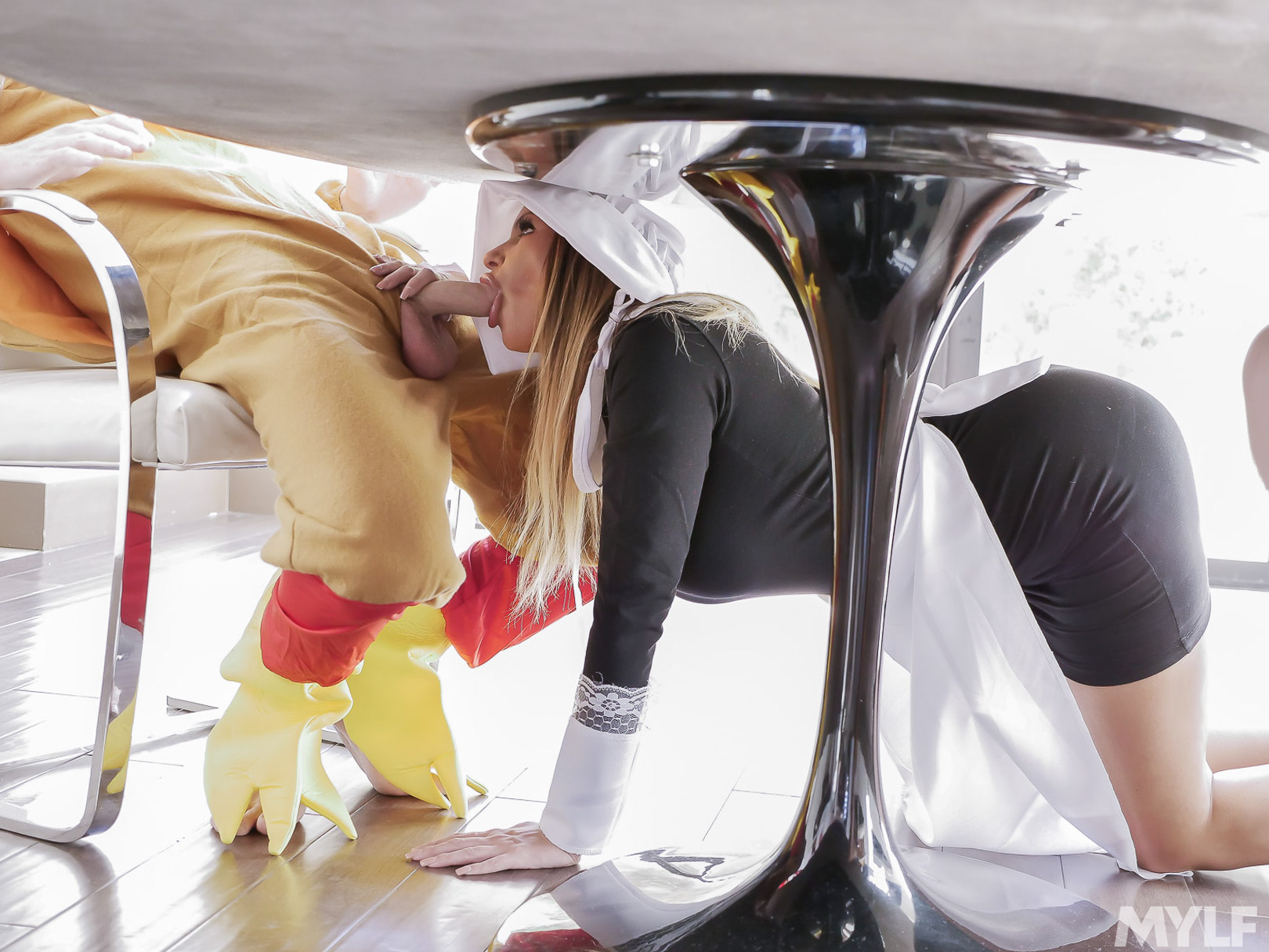 Brooklyn Chase And Rosalyn Sphinx MILF Pussy Orgasmic Penetration - Picture 08