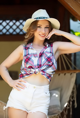 Alice Klay Gives Her Luscious Ass Cheeks An Amorous Squeeze