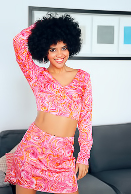 Selva Lapiedra Expose Her Hairy Pussy And Flaunting Her Perky Breasts