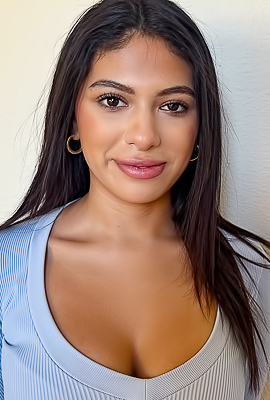 Reyna Belle Tantalizes, Slow Unveiled For Her Partner